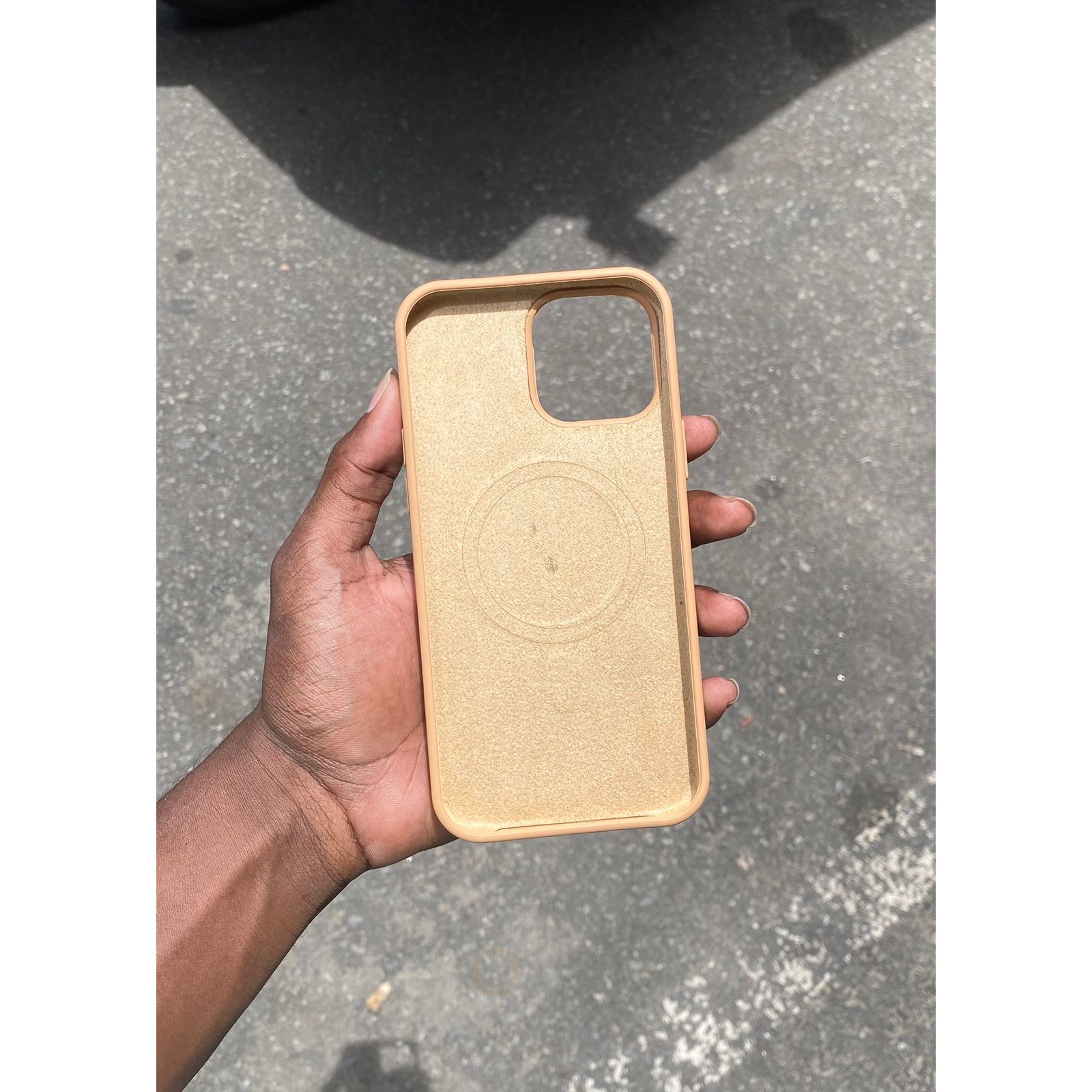 Apple MagSafe Silicon Cover — iPhone 13 Pro Max - Image 3