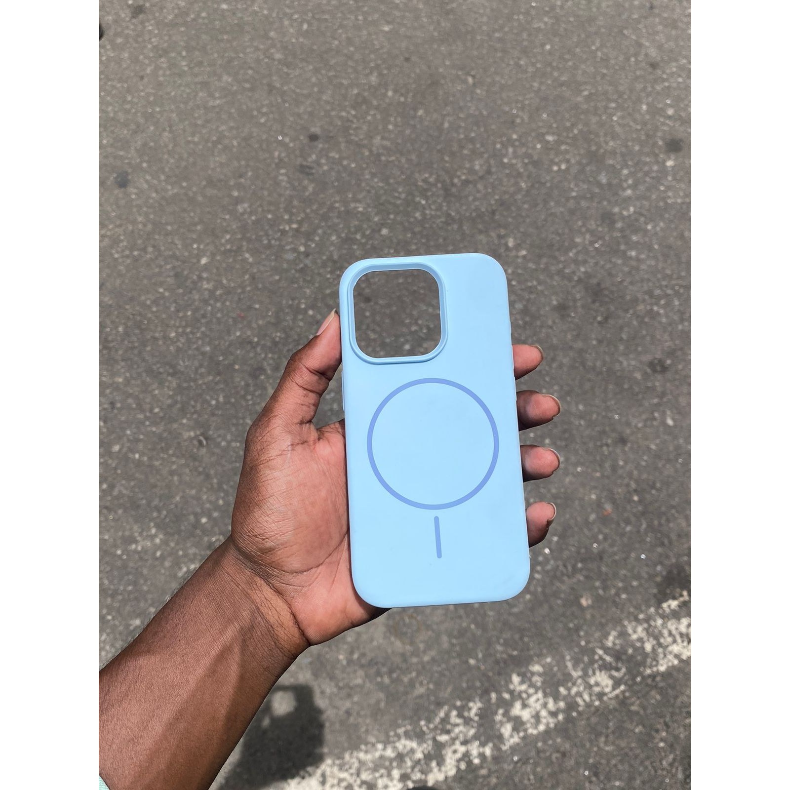 Apple MagSafe Silicon Cover — iPhone 15 Pro - Image 2