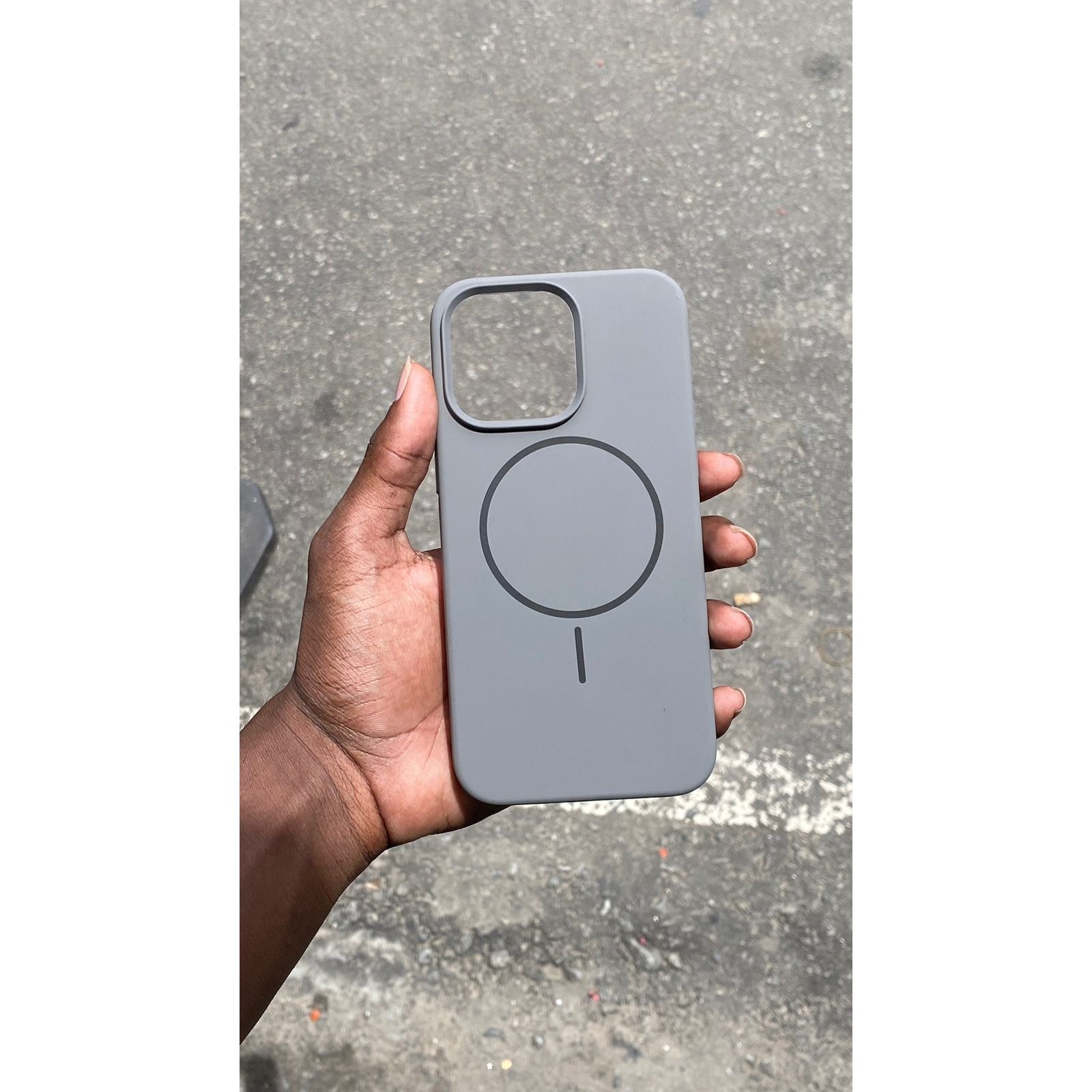 Apple MagSafe Silicon Cover — iPhone 15 Pro Max - Image 2