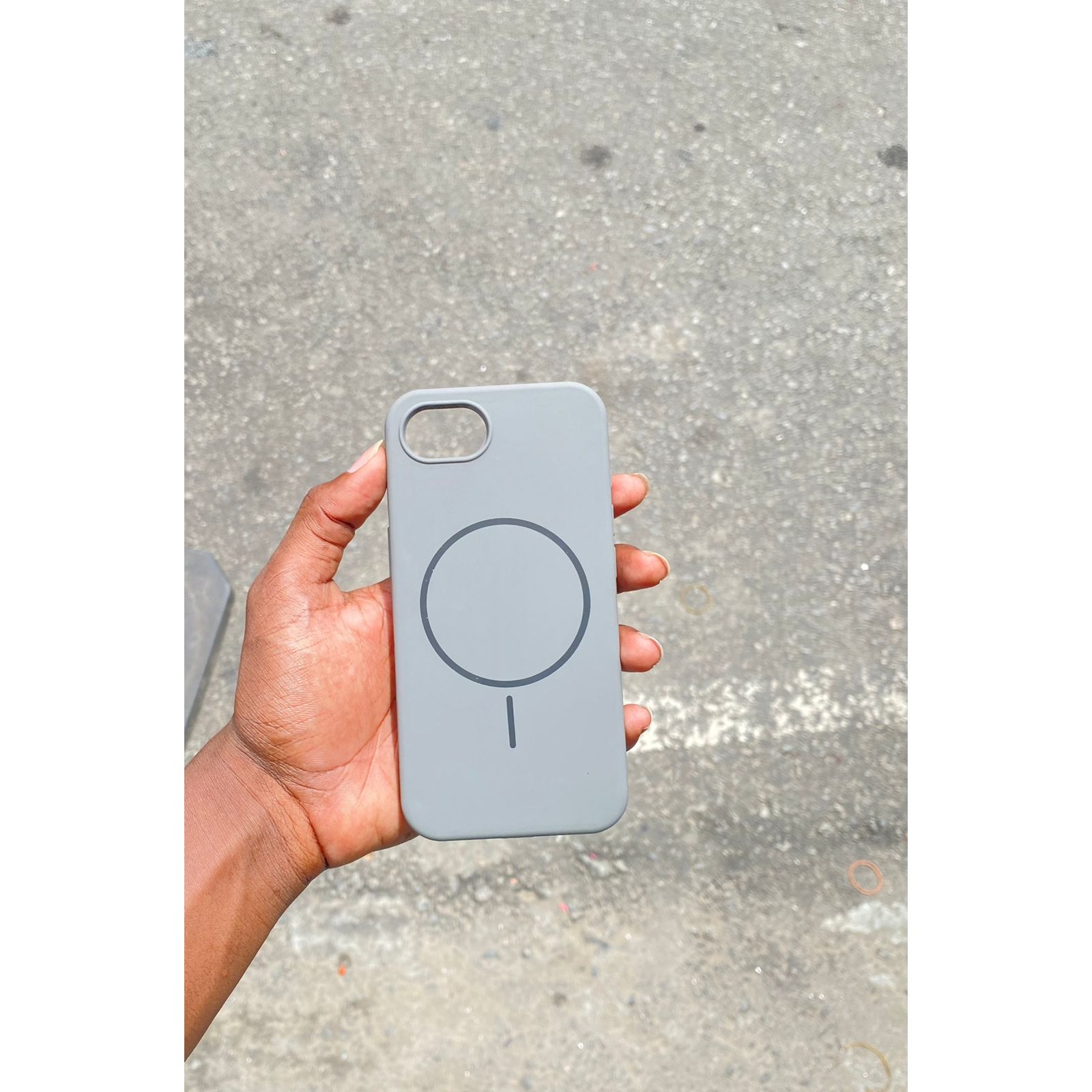Apple MagSafe Silicon Cover — iPhone 16E - Image 2